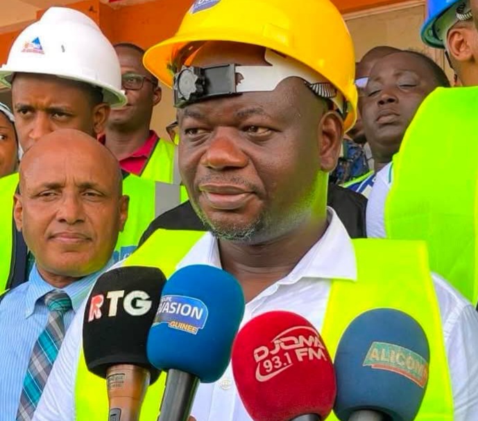 Débat sur le coût de rénovation des stades du 28 septembre et Nongo : Keamou Bogola HABA monte au créneau (Tribune)